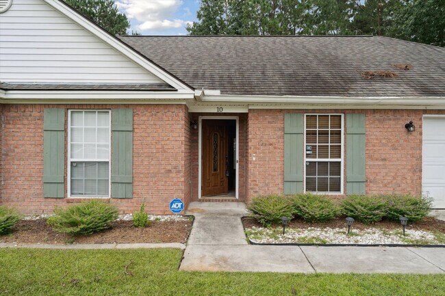 10 Ryan Dr in Richmond Hill, GA - Building Photo - Building Photo