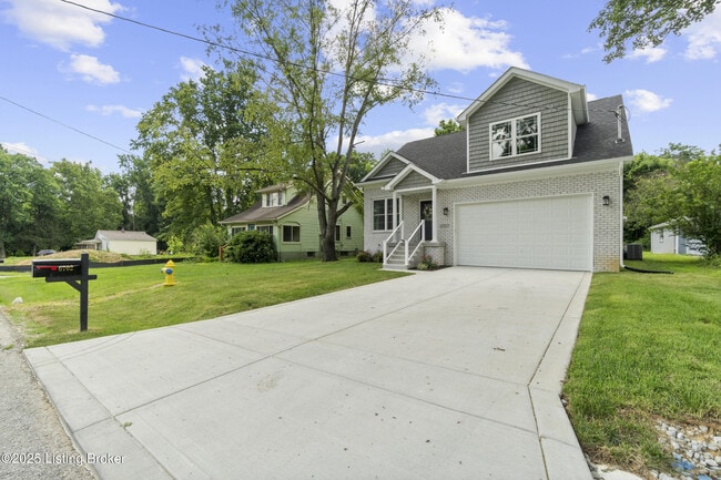 6702 Shirley Ave in Prospect, KY - Building Photo - Building Photo