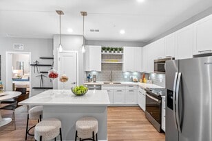 Bainbridge World Center in Orlando, FL - Building Photo