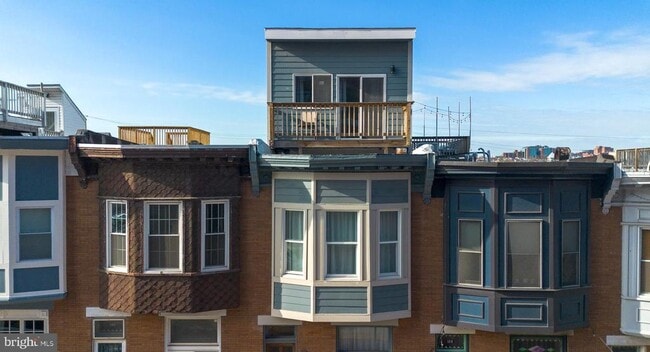 property at 128 S Ellwood Ave