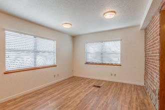 3636 Auburn Blvd in Sacramento, CA - Building Photo - Building Photo