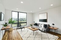 171 W Berks St photo'