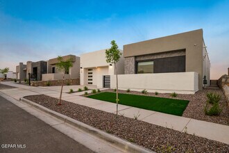 828 Acton St in Horizon City, TX - Building Photo - Building Photo