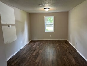 101 Normandy Ave in Batesville, MS - Building Photo - Building Photo