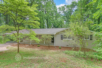 4953 Rockbridge Rd SW in Stone Mountain, GA - Building Photo - Building Photo