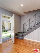 321 Cameron Pl in Glendale, CA - Building Photo - Building Photo