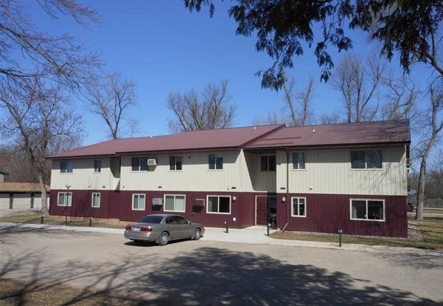 Stranberg 12-Plex in Atwater, MN - Building Photo