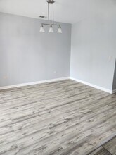 57 W 73rd St in Chicago, IL - Building Photo - Building Photo