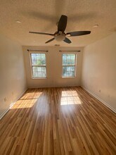 40 Walnut St in Jersey City, NJ - Building Photo - Building Photo