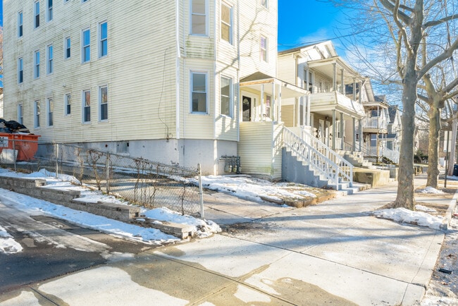517 Winchester Ave in New Haven, CT - Building Photo - Building Photo