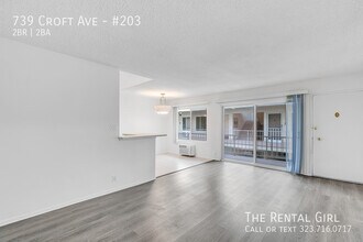739 Croft Ave in Los Angeles, CA - Building Photo - Building Photo