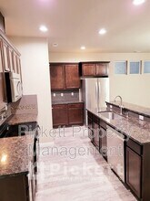 3990 Maritime Dr in Bremerton, WA - Building Photo - Building Photo