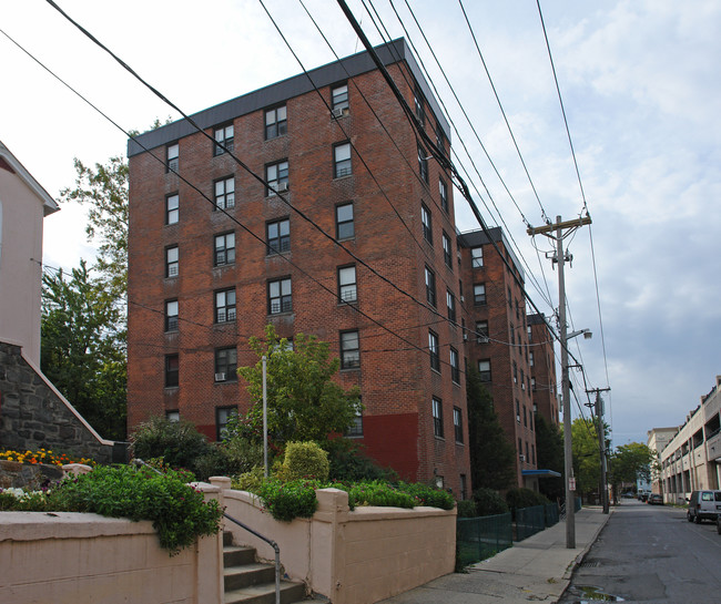 45 Traverse Ave in Port Chester, NY - Building Photo - Building Photo