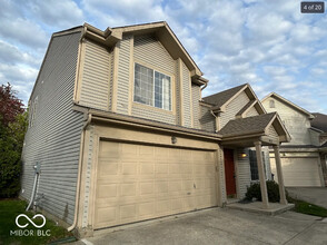 9952 Worthington Blvd in Fishers, IN - Foto de edificio - Building Photo