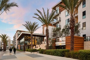 AMLI Marina Del Rey Apartments