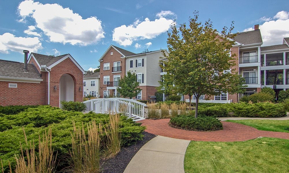 Chelsea Place Apartments & Townhomes in Toledo, OH - Building Photo