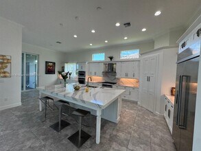 4691 Estates Cir in Westlake, FL - Building Photo - Building Photo