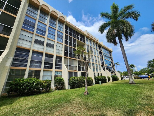 property at 2000 Atlantic Shores Blvd