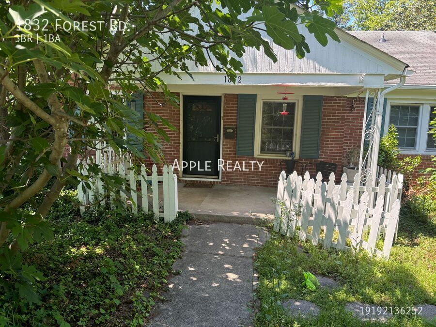 1832 Forest Rd in Durham, NC - Building Photo