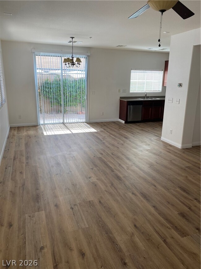 171 Desert Pond Ave in Henderson, NV - Building Photo - Building Photo