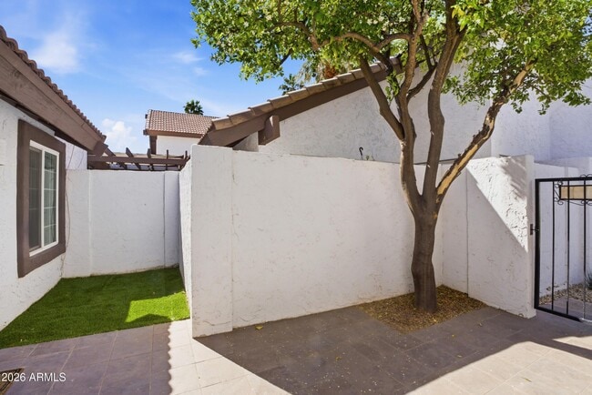 8756 Via De Ln in Scottsdale, AZ - Building Photo - Building Photo