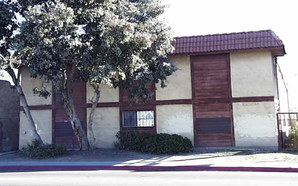 3681 Fairmount Ave in San Diego, CA - Building Photo - Building Photo