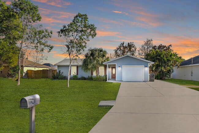 property at 549 NW Salina Terrace