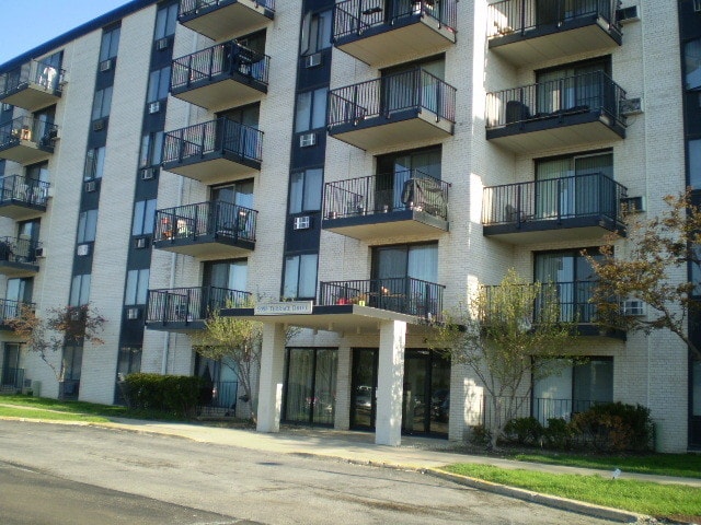 property at 9098 W Terrace Dr