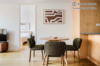 201 East 86th St in New York, NY - Building Photo - Building Photo