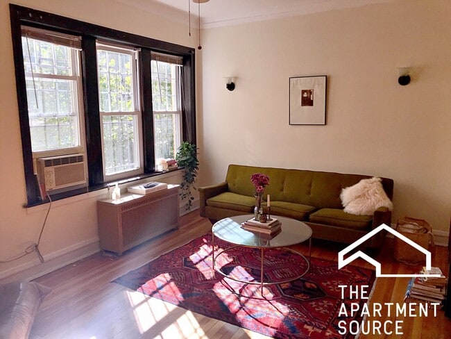 property at 2520 N Sawyer Ave