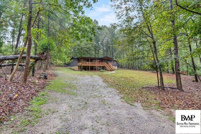 145 State Rd S-32-1409 in Leesville, SC - Building Photo - Building Photo