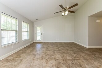 45 Clover St in Odenville, AL - Foto de edificio - Building Photo