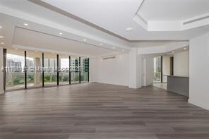 19500 Turnberry Way, Unit # 6E in Miami, FL - Foto de edificio - Building Photo