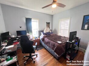 3 Foster St, Unit 2 in Boston, MA - Foto de edificio - Building Photo