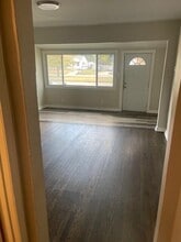 11798 Outer Dr W in Detroit, MI - Building Photo - Building Photo