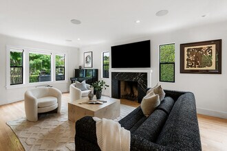 5319 West Blvd in Los Angeles, CA - Foto de edificio - Building Photo