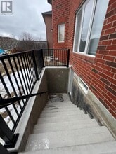 1215 Wadebridge Crescent in Oshawa, ON - Building Photo - Building Photo