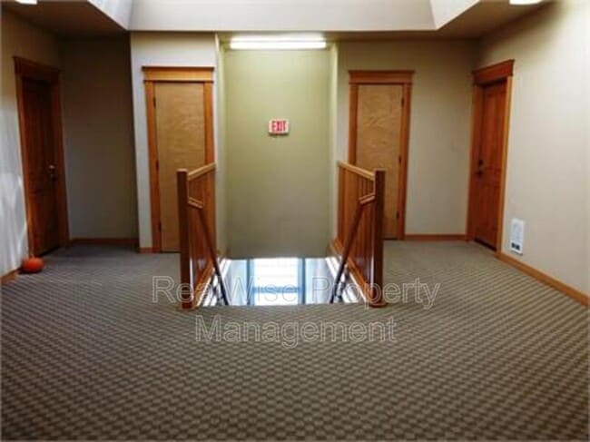 535 SW 6th St in Redmond, OR - Building Photo - Building Photo