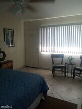1064 N Tamiami Trail-Unit -#87 in North Fort Myers, FL - Building Photo - Building Photo