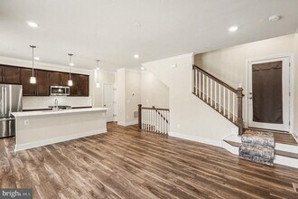 15540 Smoke Box Way in Woodbridge, VA - Building Photo - Building Photo