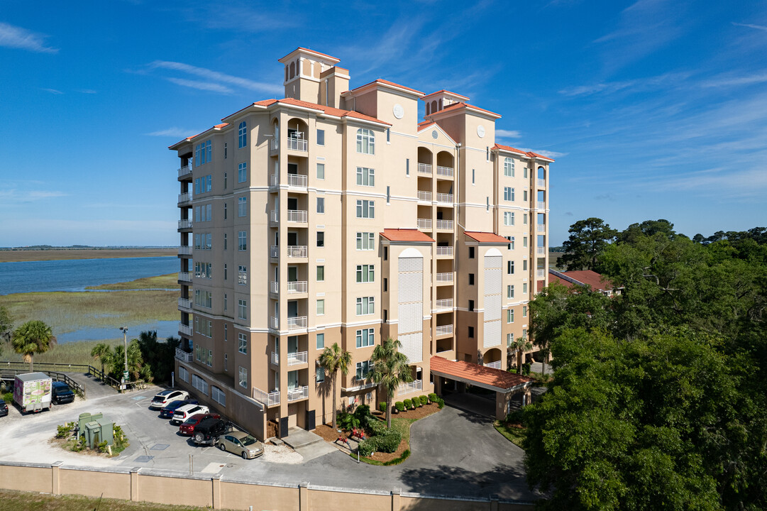 Bull River Yacht Club in Wilmington Island, GA - Building Photo