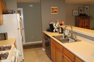 26 Whiteoak Ln in Lincoln, NH - Building Photo - Building Photo