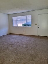 1242 Seabright Ave in Grover Beach, CA - Building Photo - Building Photo