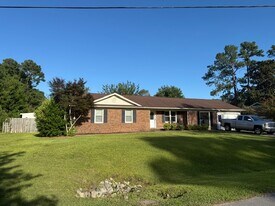 1014 Kenningston St in Wilmington, NC - Building Photo