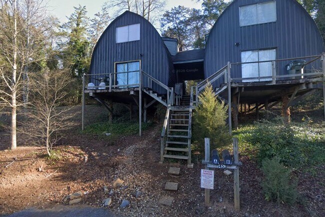 property at 1453 S Barnett Shoals Rd