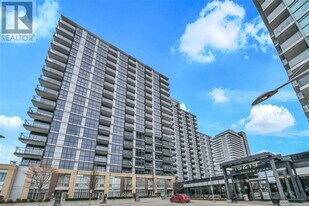 19 Singer Ct in Toronto, ON - Building Photo