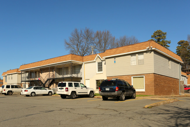 Bradford Estates in Little Rock, AR - Foto de edificio - Building Photo