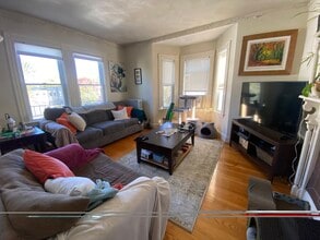 6 Harriet St, Unit 1 in Boston, MA - Building Photo - Building Photo