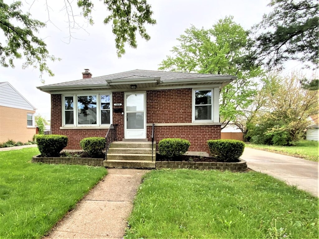 1459 Heidorn Ave Rentals in Westchester, IL