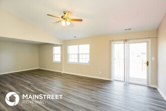 176 Lullaby Ct in Greenfield, IN - Building Photo - Building Photo